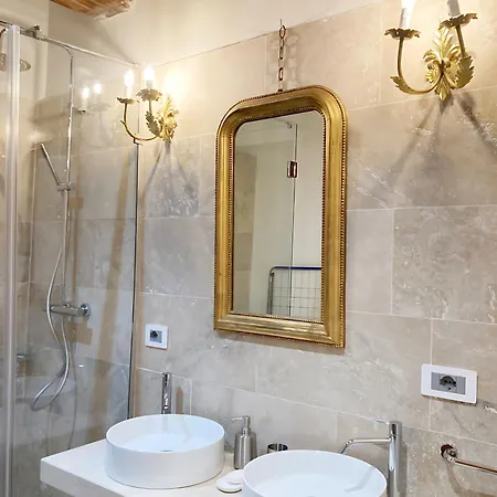 Monache Apartman